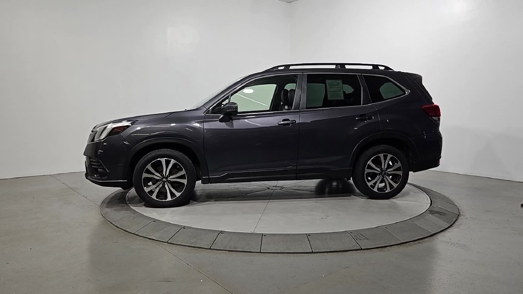 Used 2022 Subaru Forester Limited AWD/4WD image 2