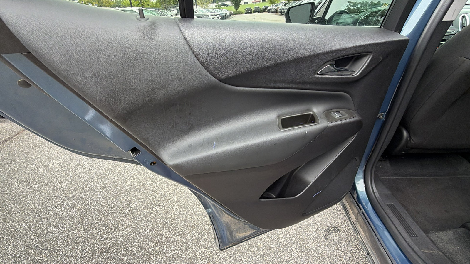 Used 2024 Chevrolet Equinox LT AWD/4WD image 22