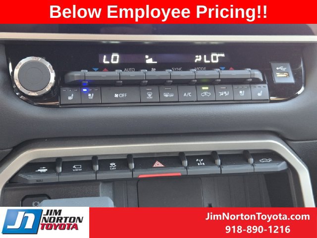 New 2026 Toyota Tundra Platinum w/ TRD Off-Road Package AWD/4WD image 18