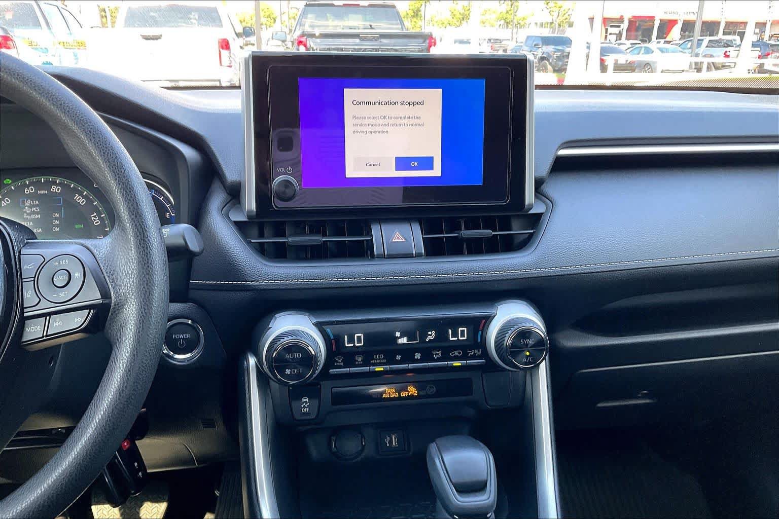 Certified 2025 Toyota RAV4 XLE AWD/4WD image 32