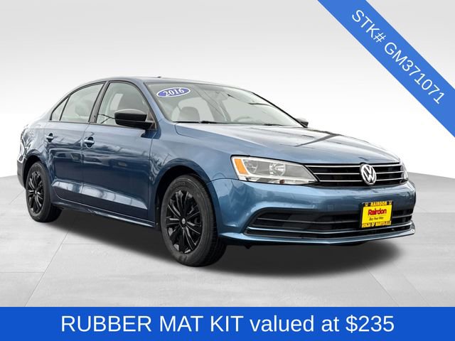 Used 2016 Volkswagen Jetta S image 2