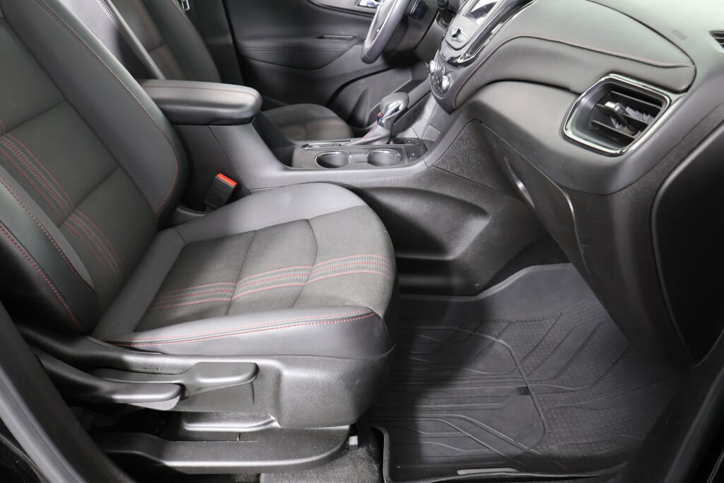 Used 2022 Chevrolet Equinox RS w/ LPO, Floor Liner Package image 27