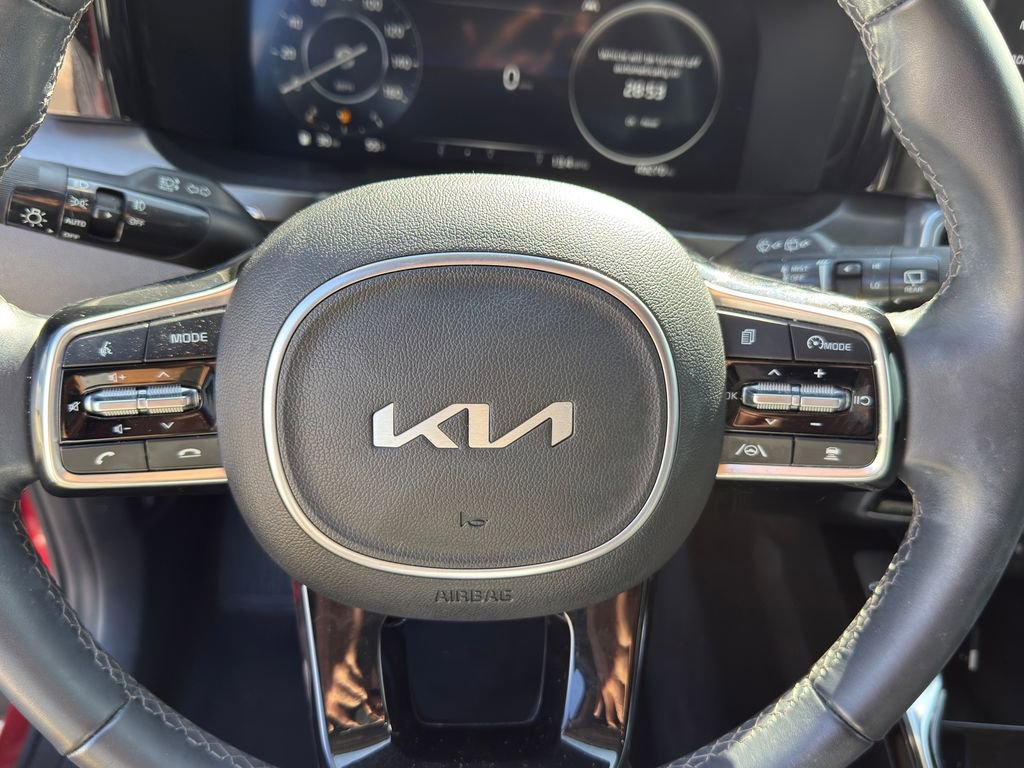 Used 2023 Kia Sorento SX image 22