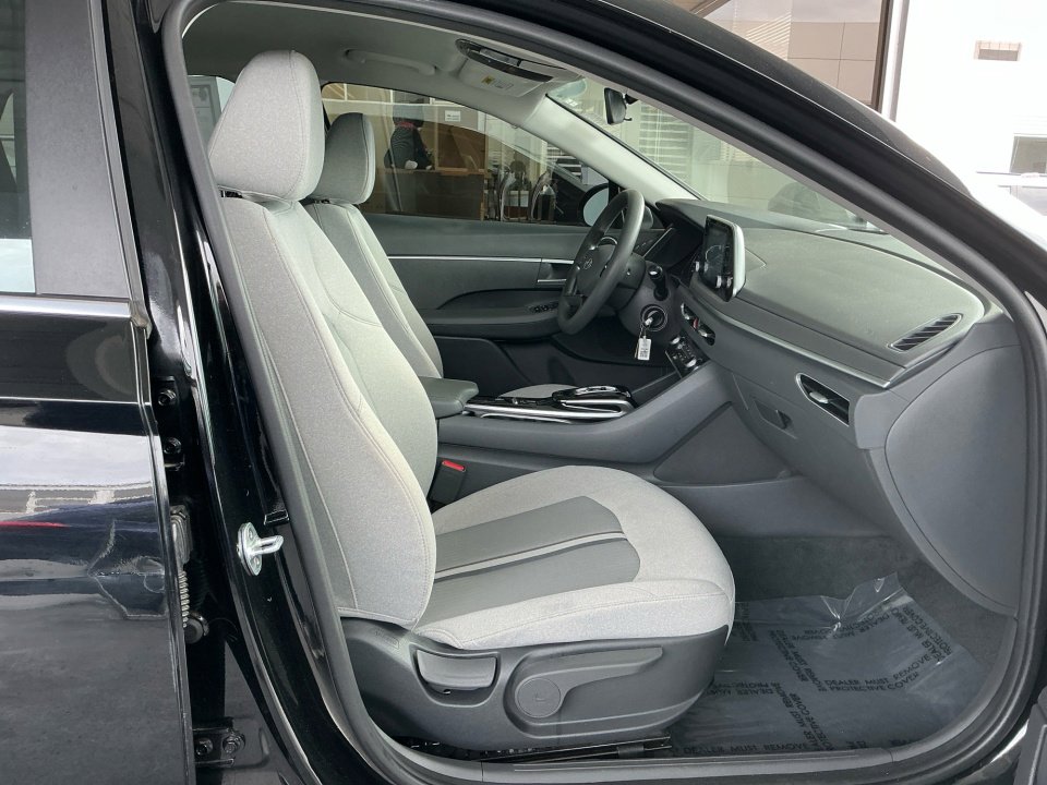 Used 2021 Hyundai Sonata SE w/ Cargo Package FWD image 30