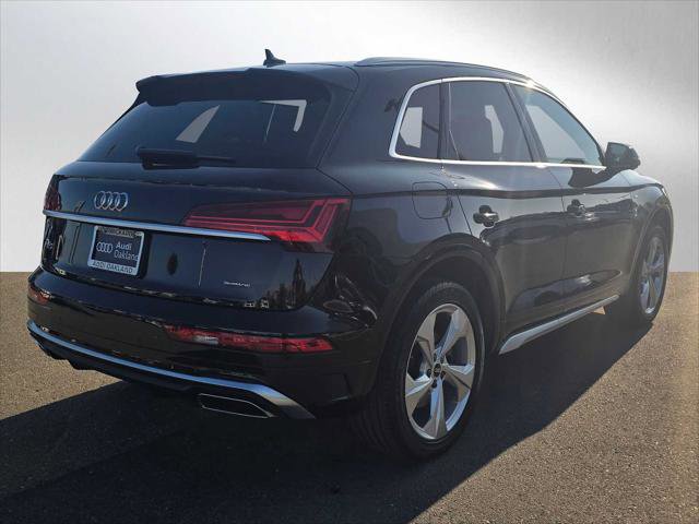 Used 2023 Audi Q5 2.0T Premium Plus w/ Premium Plus Package image 3
