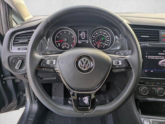Used 2019 Volkswagen Golf SE image 13