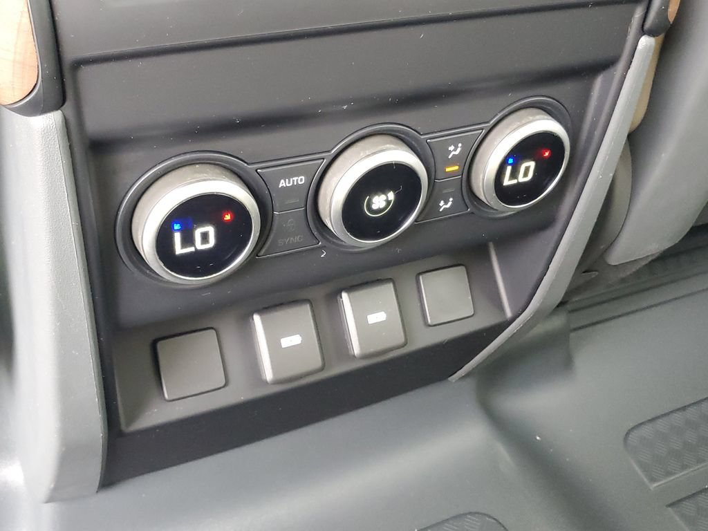 Used 2023 Land Rover Defender 110 S AWD/4WD image 32