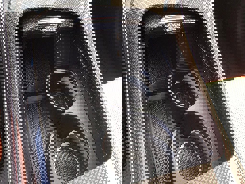 New 2026 Mercedes-Benz GLC 300 4MATIC image 32