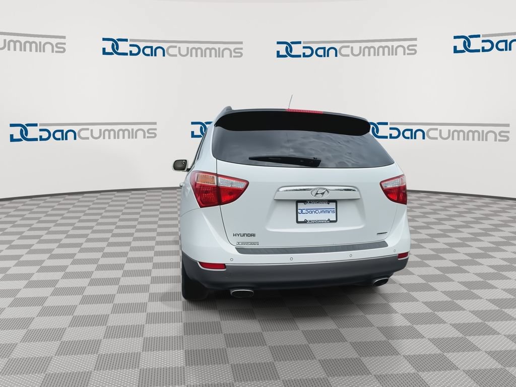 Used 2010 Hyundai Veracruz Limited w/ Rear Seat Entertainment Pkg 4 FWD image 7
