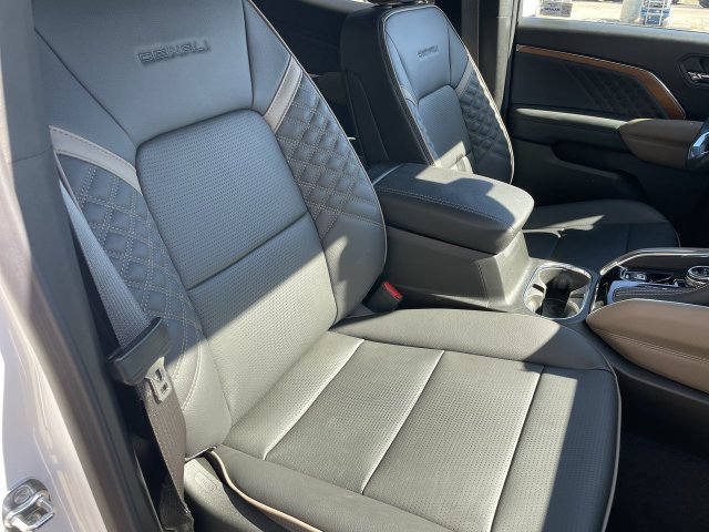 Used 2026 GMC Canyon Denali AWD/4WD image 23