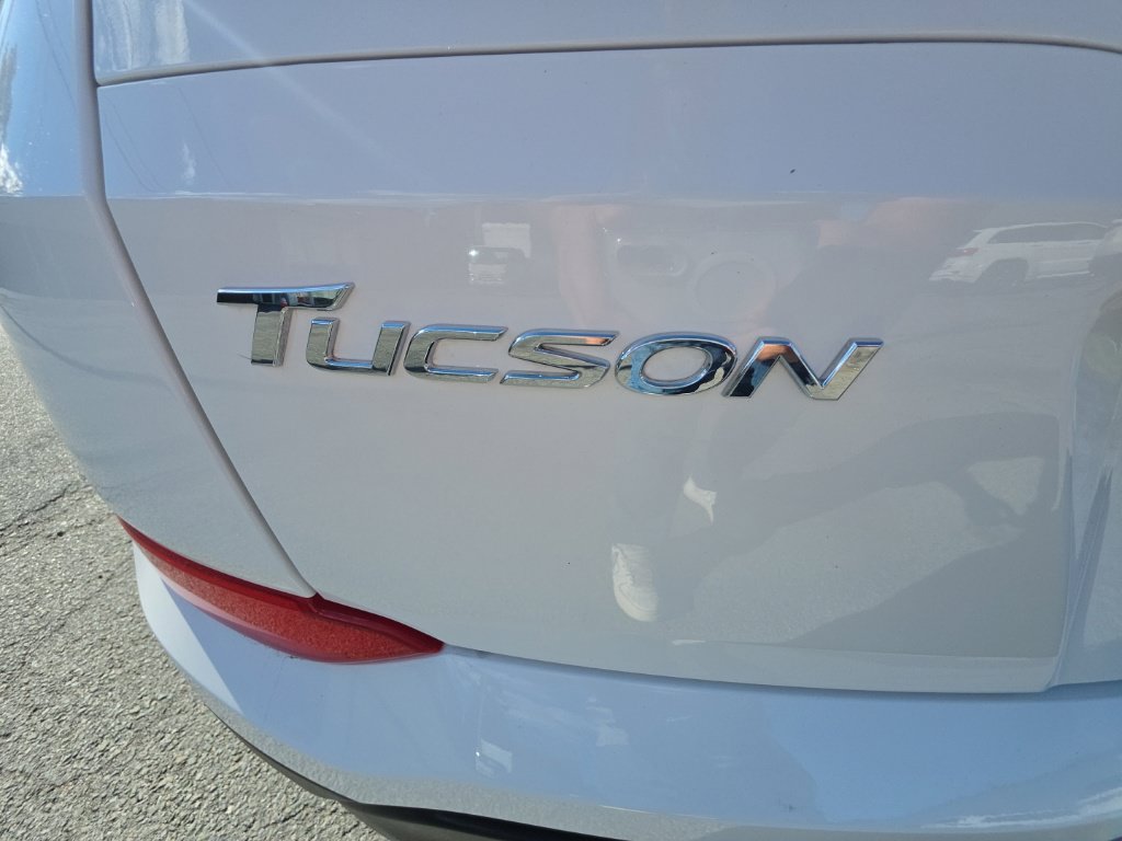 Used 2017 Hyundai Tucson SE w/ SE Popular Package 02 AWD/4WD image 33