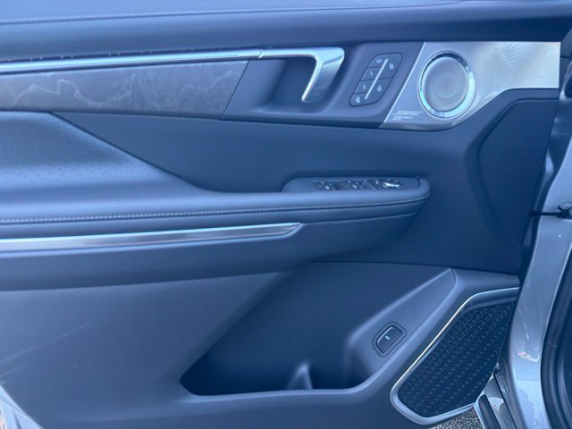 New 2027 Buick Enclave Avenir FWD image 11