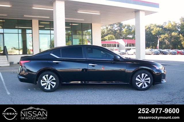 Used 2023 Nissan Altima 2.5 S FWD image 4