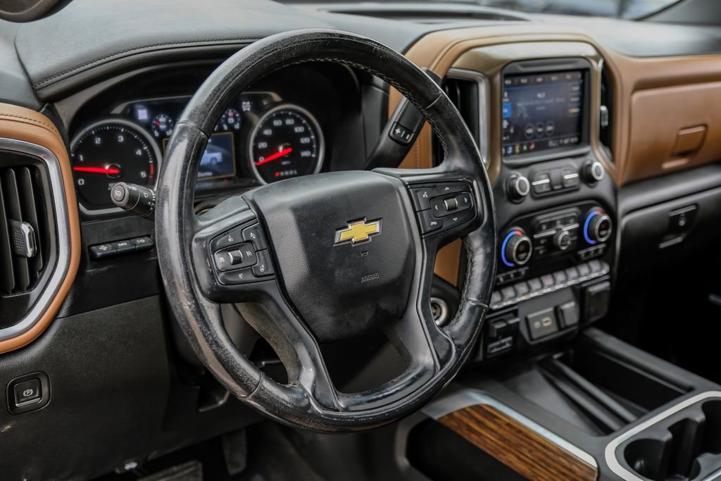Used 2021 Chevrolet Silverado 3500 High Country AWD/4WD image 14