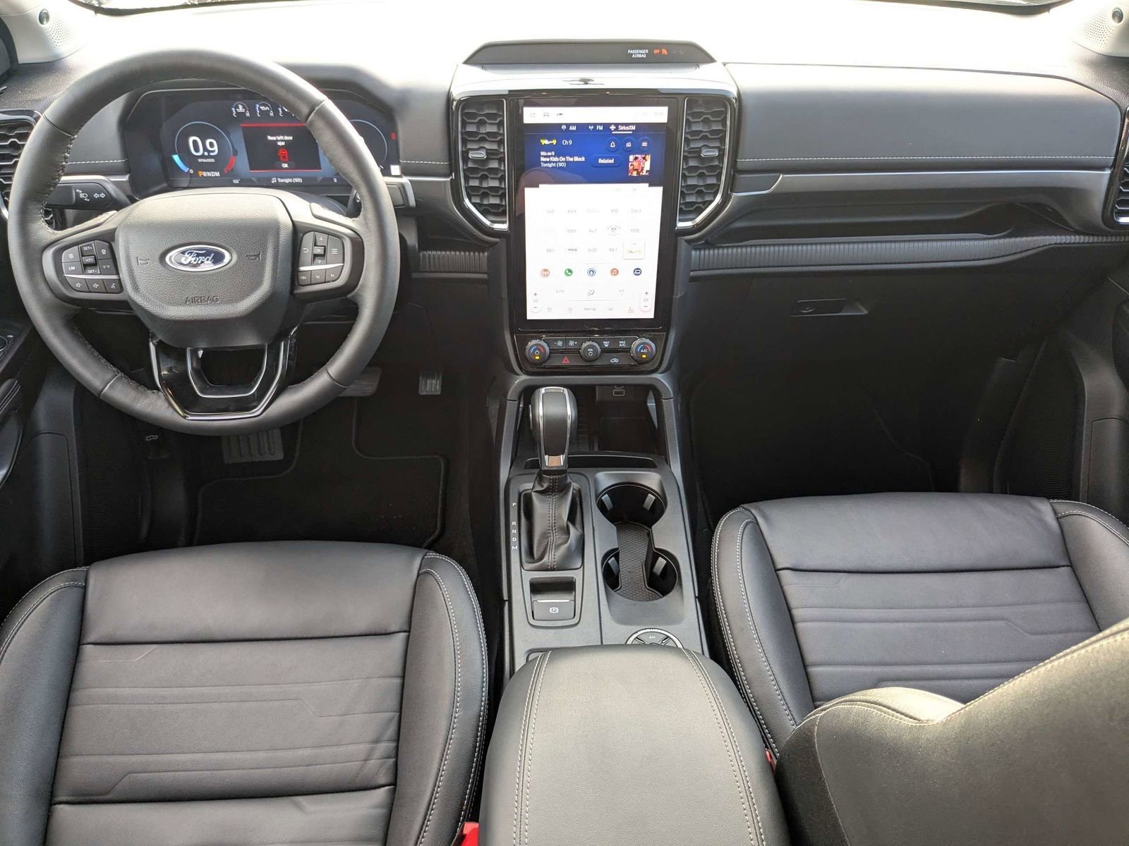 Used 2025 Ford Ranger Lariat w/ FX4 Off-Road Package image 15