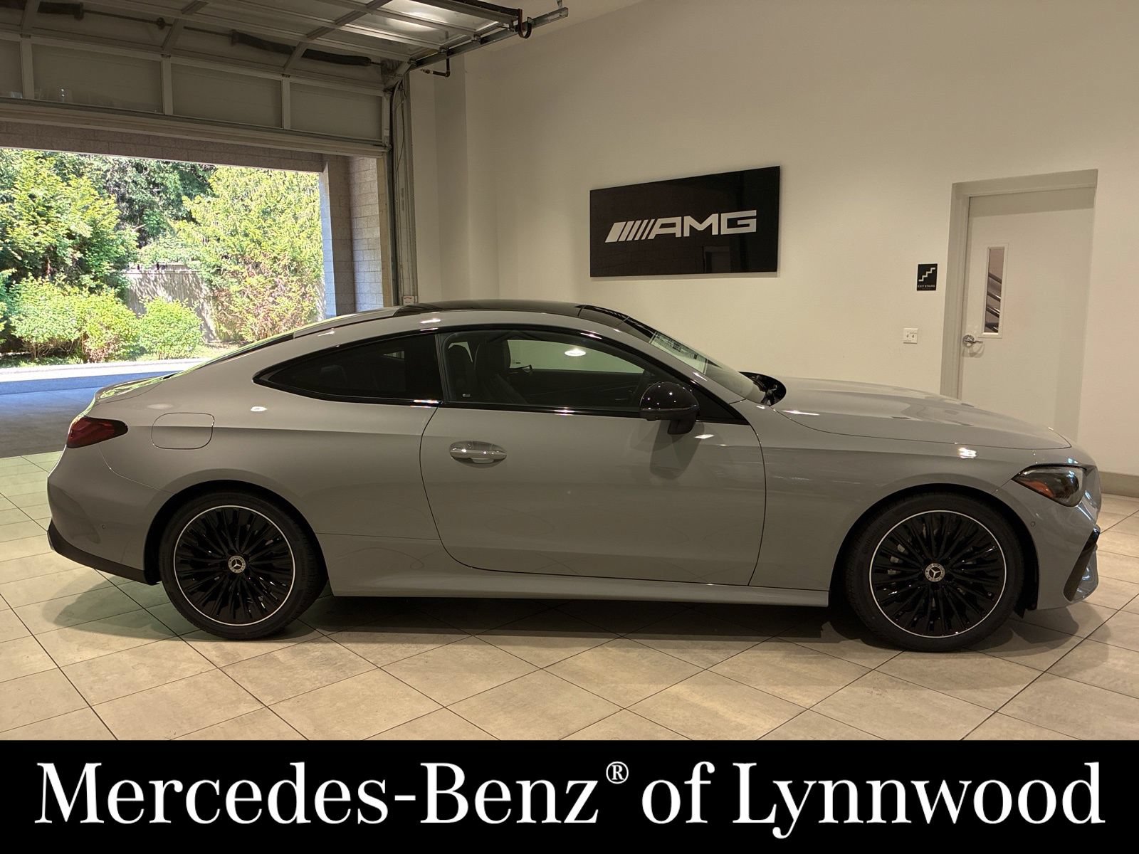 New 2026 Mercedes-Benz CLE 450 4MATIC Coupe image 3