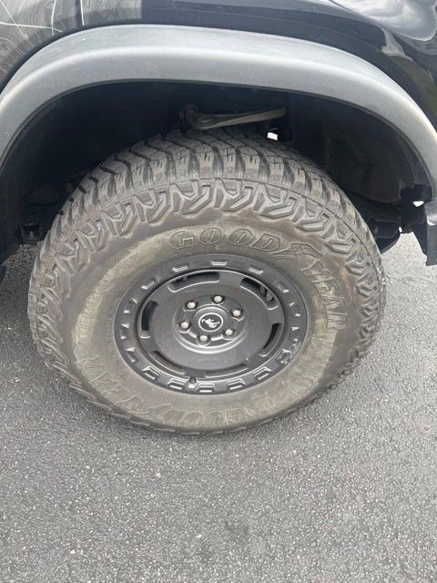 Used 2024 Ford Bronco Everglades AWD/4WD image 15
