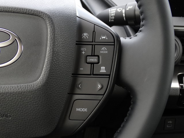 New 2026 Toyota Prius LE FWD image 26