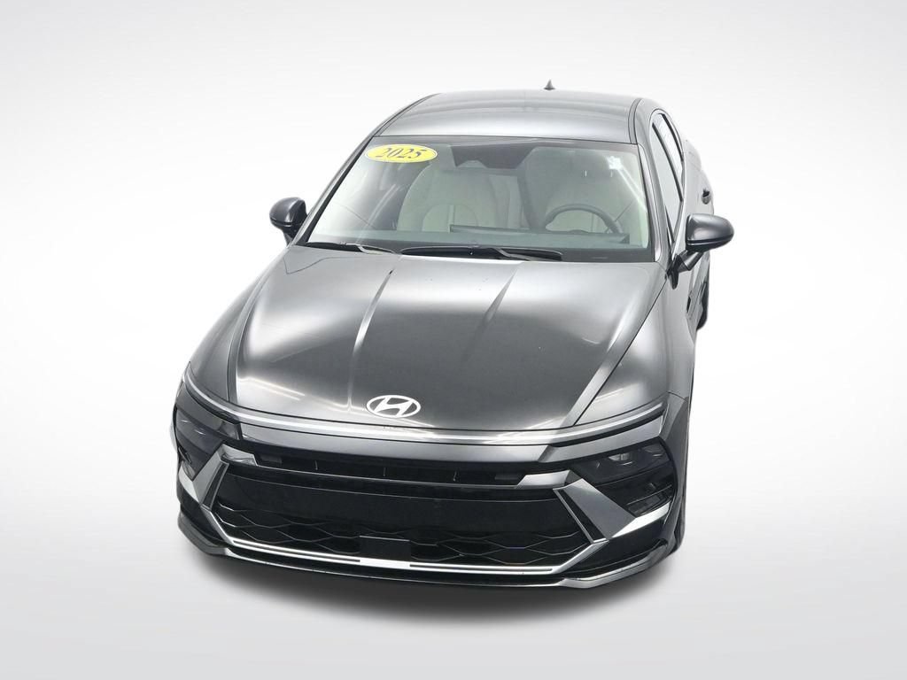 Used 2025 Hyundai Sonata SEL FWD image 31