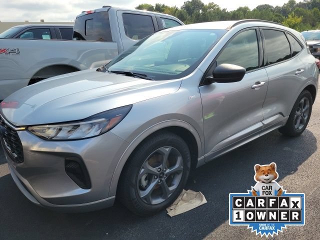 Used 2023 Ford Escape ST-Line w/ Tech Pack #1 FWD video 1