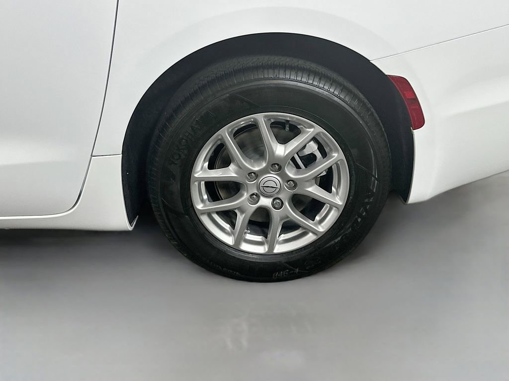 Used 2026 Chrysler Pacifica Select image 27