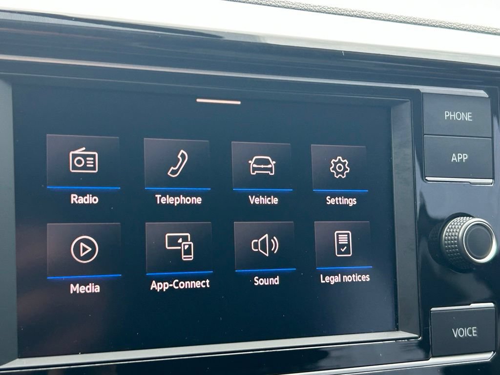 Certified 2022 Volkswagen Taos S AWD/4WD image 17