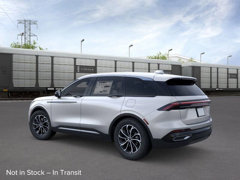 New 2026 Lincoln Nautilus Premier image 4