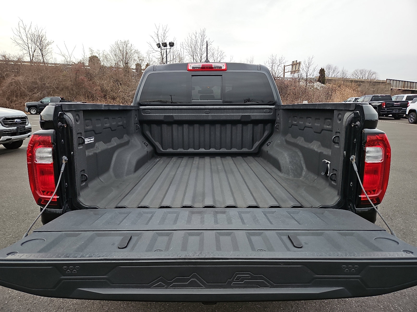 Used 2023 GMC Canyon AT4 image 29