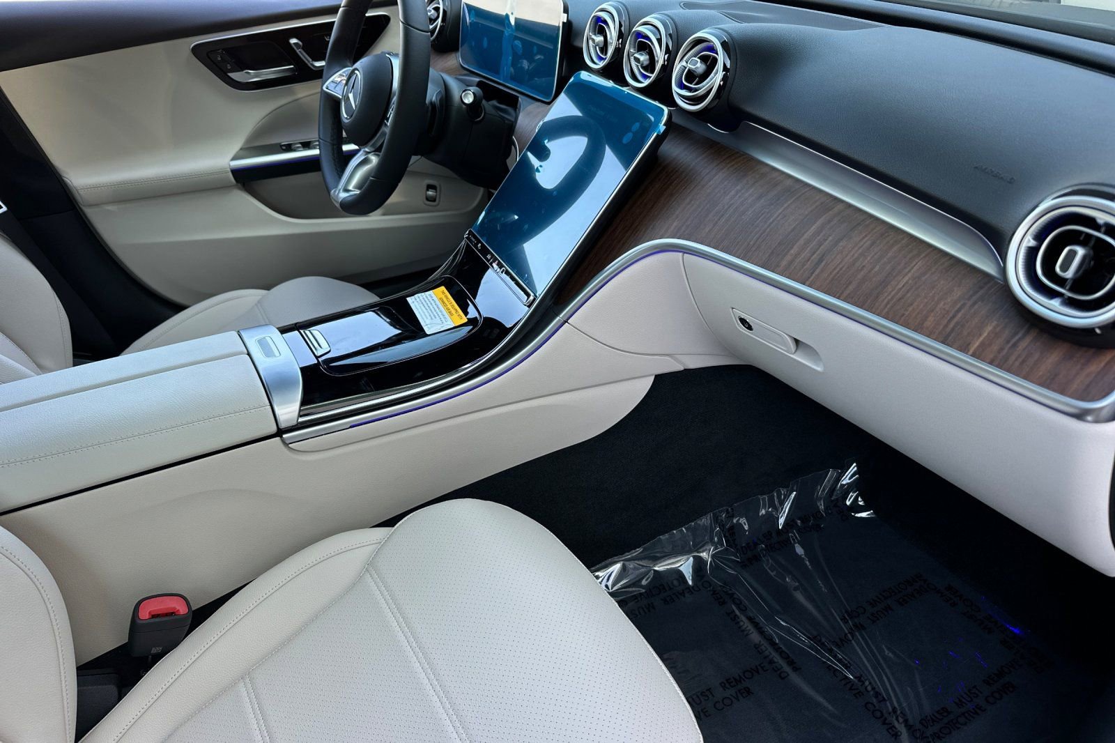 New 2025 Mercedes-Benz C 300 4MATIC Sedan image 10