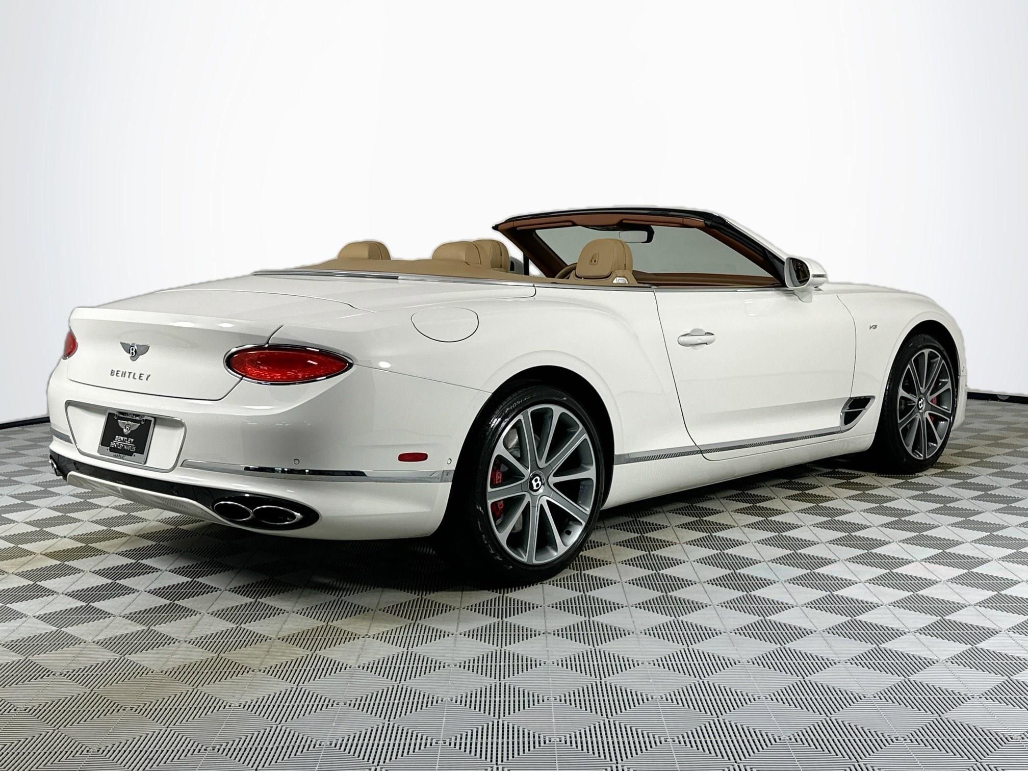 Certified 2020 Bentley Continental GT V8 AWD/4WD image 9