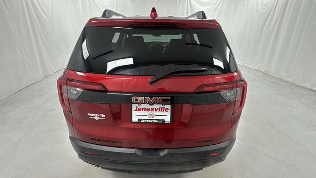 Used 2023 GMC Acadia SLE w/ Driver Convenience Package image 4