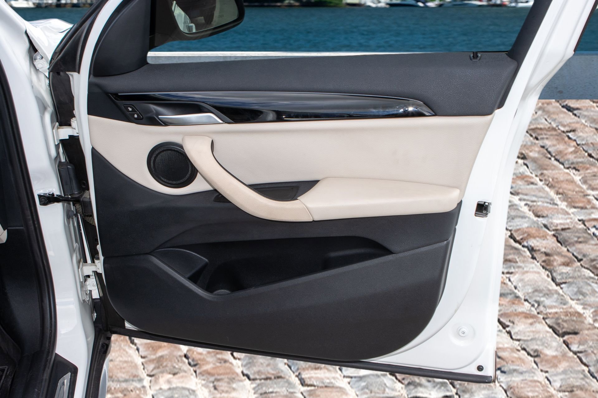 Used 2020 BMW X1 sDrive28i w/ Convenience Package image 13