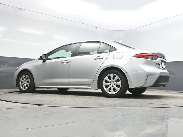 Used 2023 Toyota Corolla LE FWD image 37