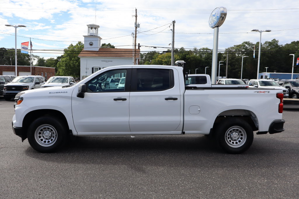 Used 2023 Chevrolet Silverado 1500 W/T w/ WT Value Package AWD/4WD image 13