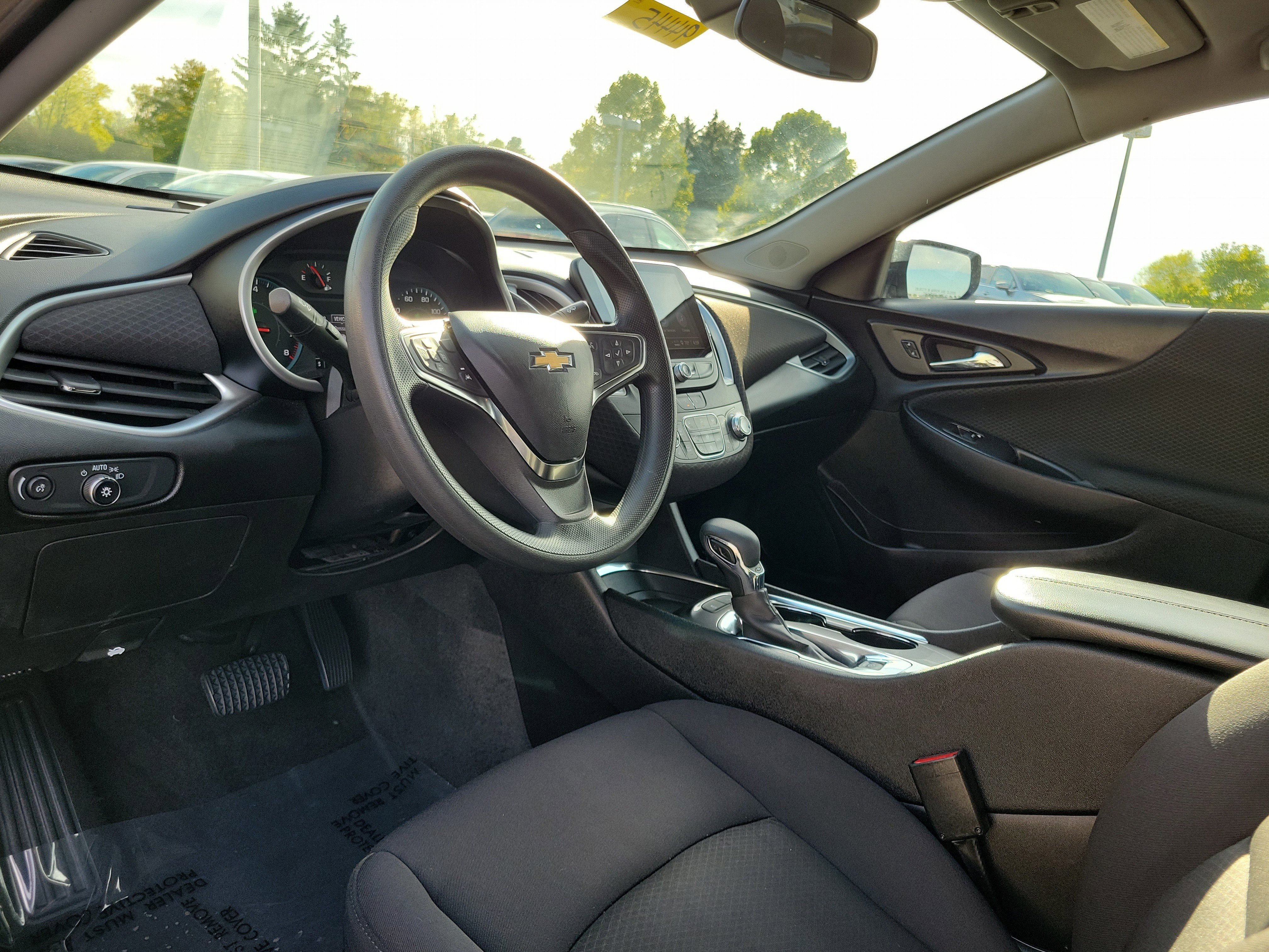 Used 2024 Chevrolet Malibu LT image 19