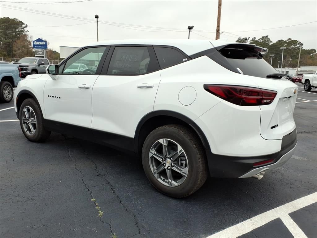 New 2026 Chevrolet Blazer LT image 5