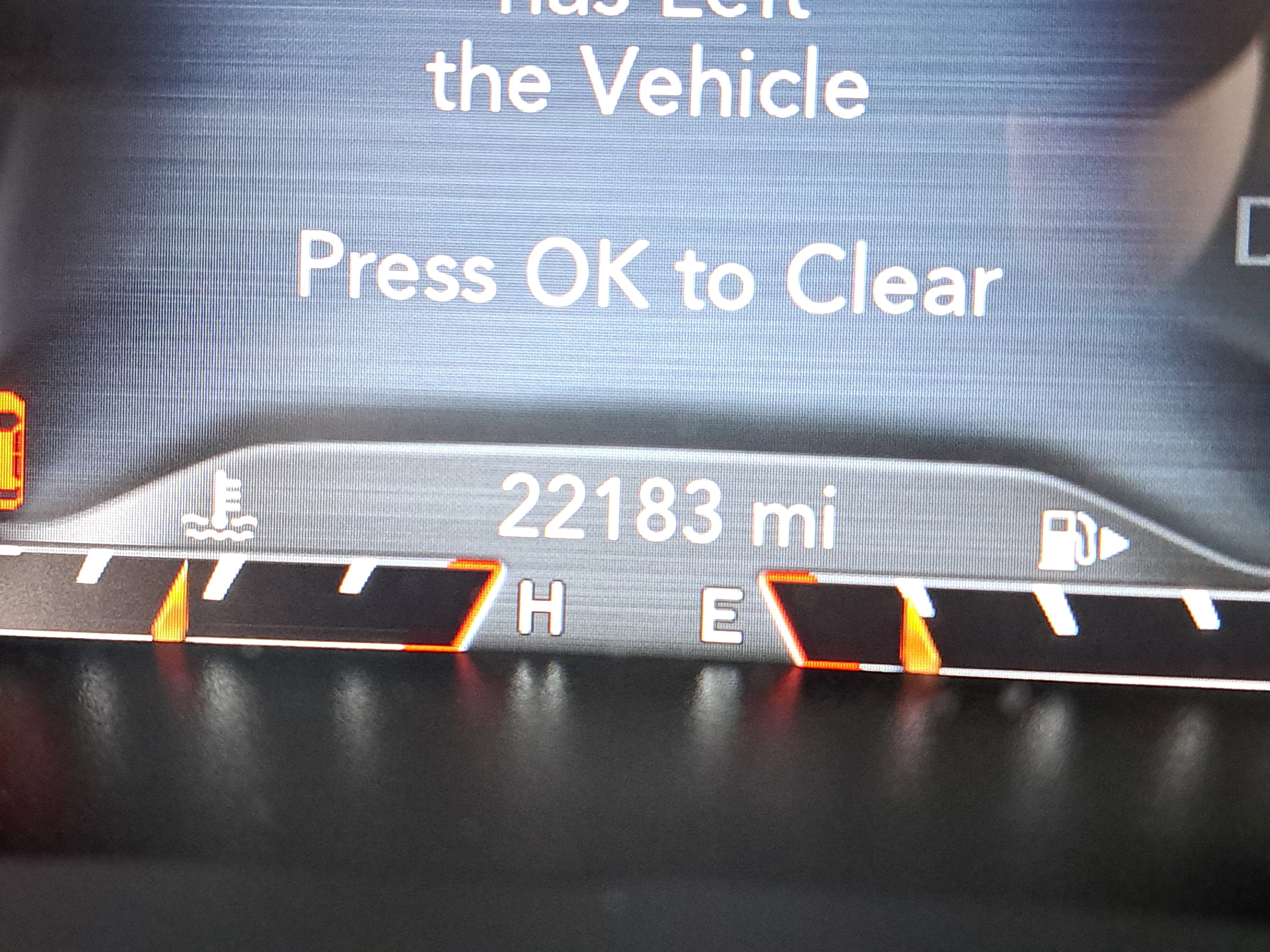 Used 2022 Jeep Cherokee Trailhawk w/ Premium Leather Package image 19