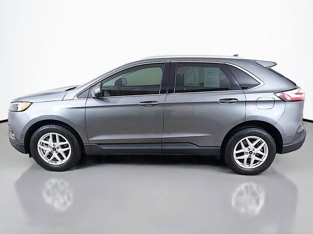 Used 2024 Ford Edge SEL w/ Convenience Package image 11