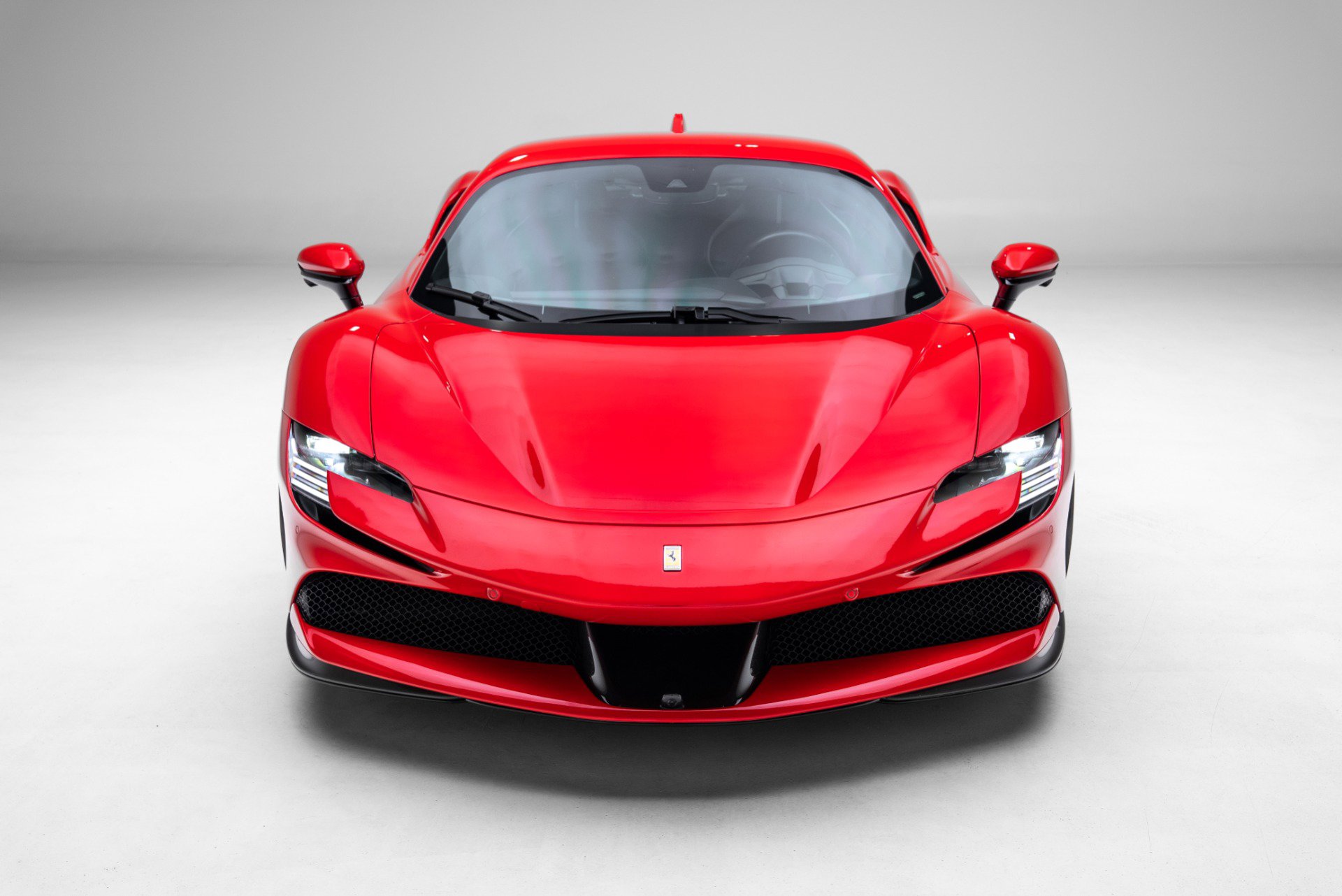 Used 2024 Ferrari SF90 Stradale AWD/4WD image 3