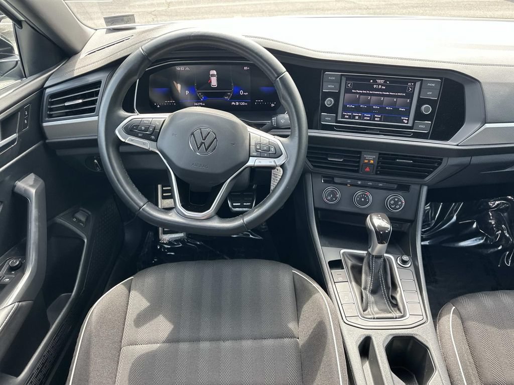 Used 2023 Volkswagen Jetta Sport FWD image 18