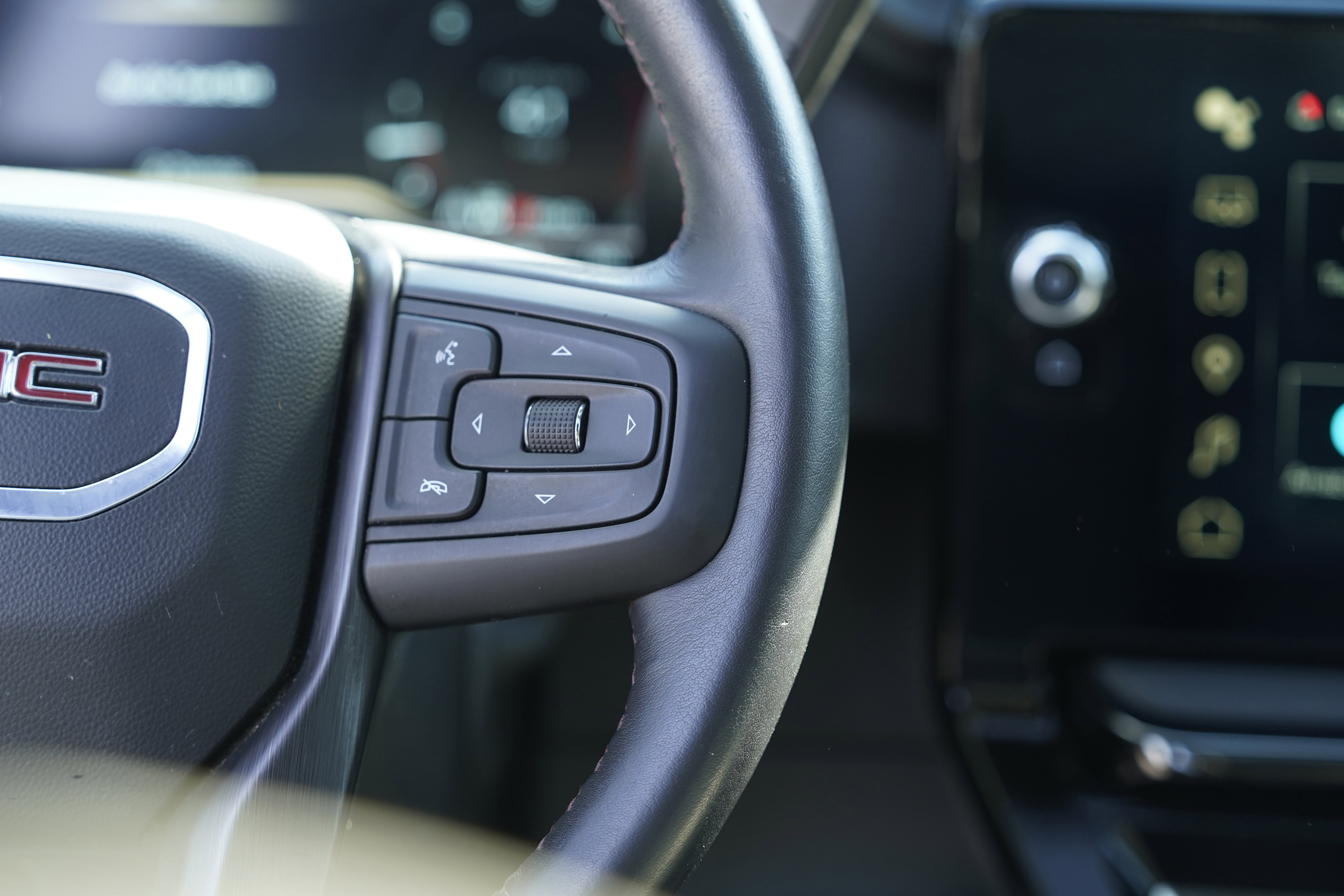 Used 2024 GMC Sierra 2500 AT4X w/ AT4X AEV Edition AWD/4WD image 19