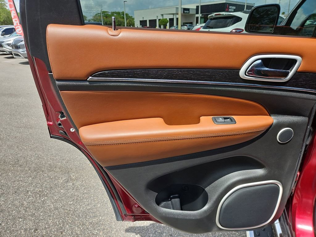 Used 2020 Jeep Grand Cherokee Summit image 15