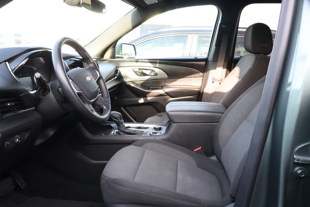 Used 2023 Chevrolet Traverse LT FWD image 8