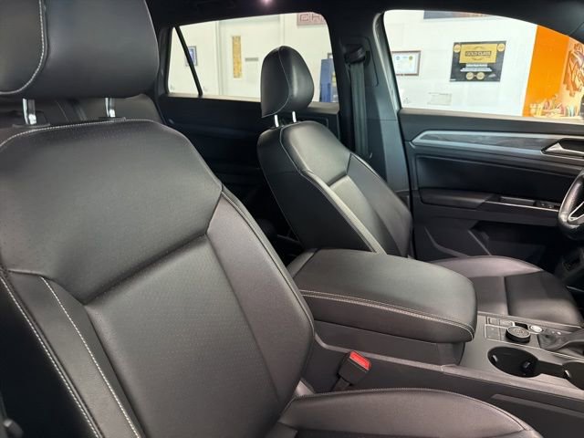 Used 2020 Volkswagen Atlas Cross Sport SE w/ Panoramic Sunroof Package AWD/4WD image 29