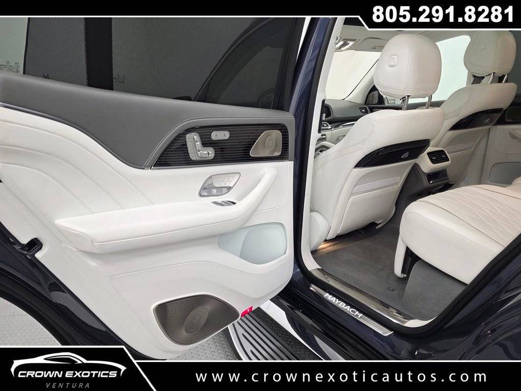 Used 2024 Mercedes-Benz Maybach GLS 600 4MATIC image 28