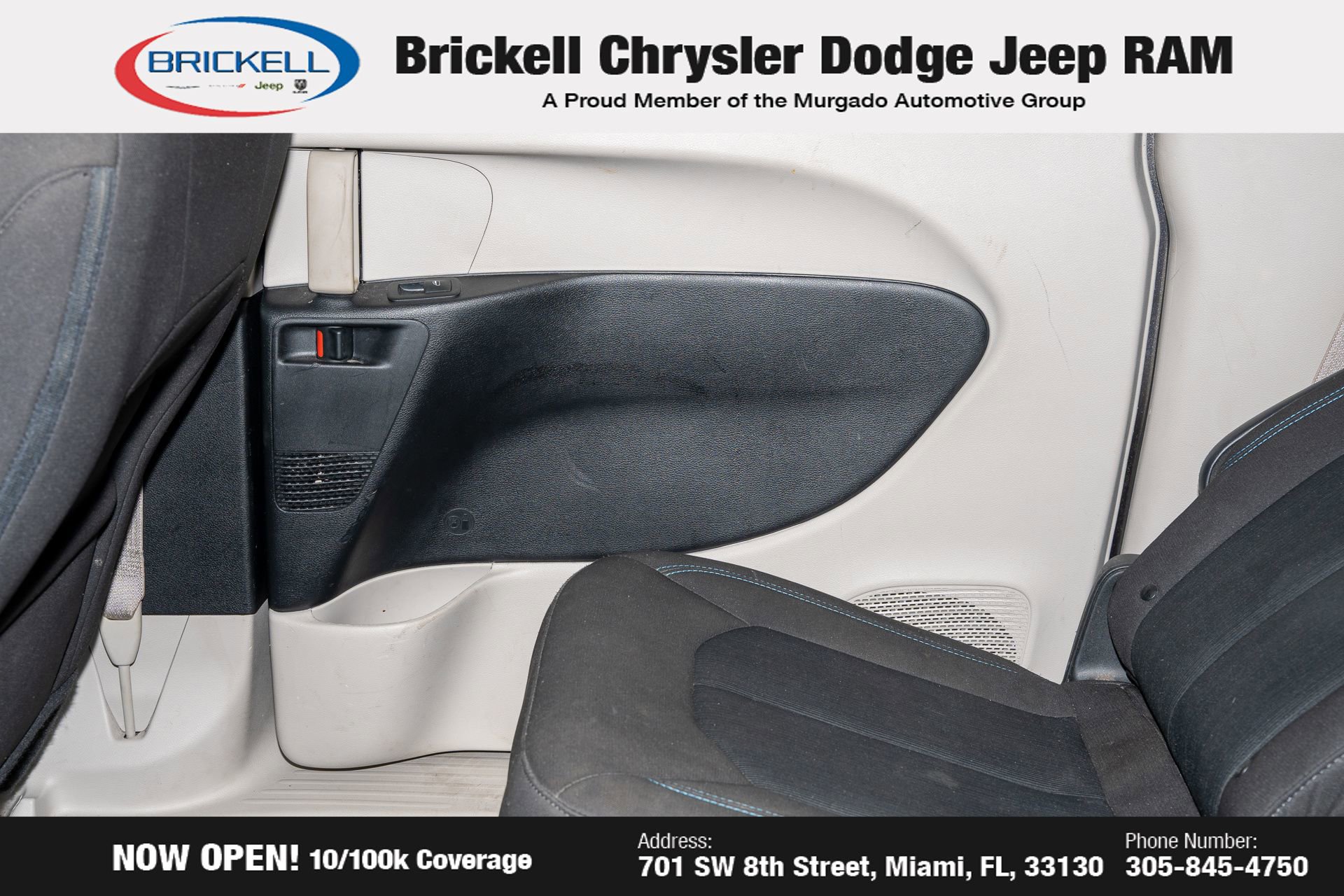 Used 2021 Chrysler Pacifica Touring image 11