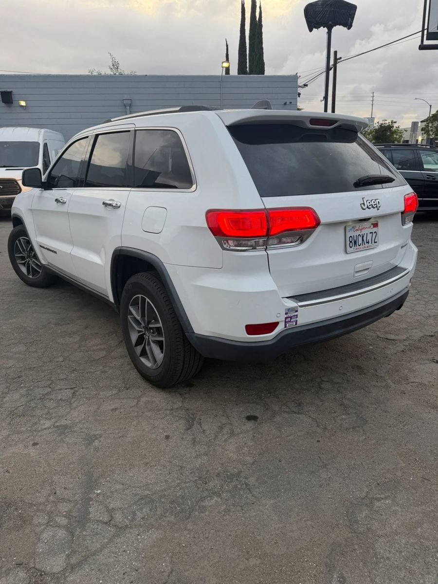 Used 2018 Jeep Grand Cherokee Limited RWD image 10