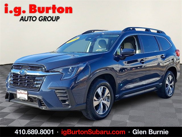 Used 2025 Subaru Ascent Premium image 3