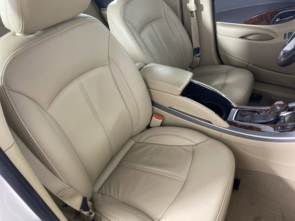 Used 2013 Buick LaCrosse Leather image 28