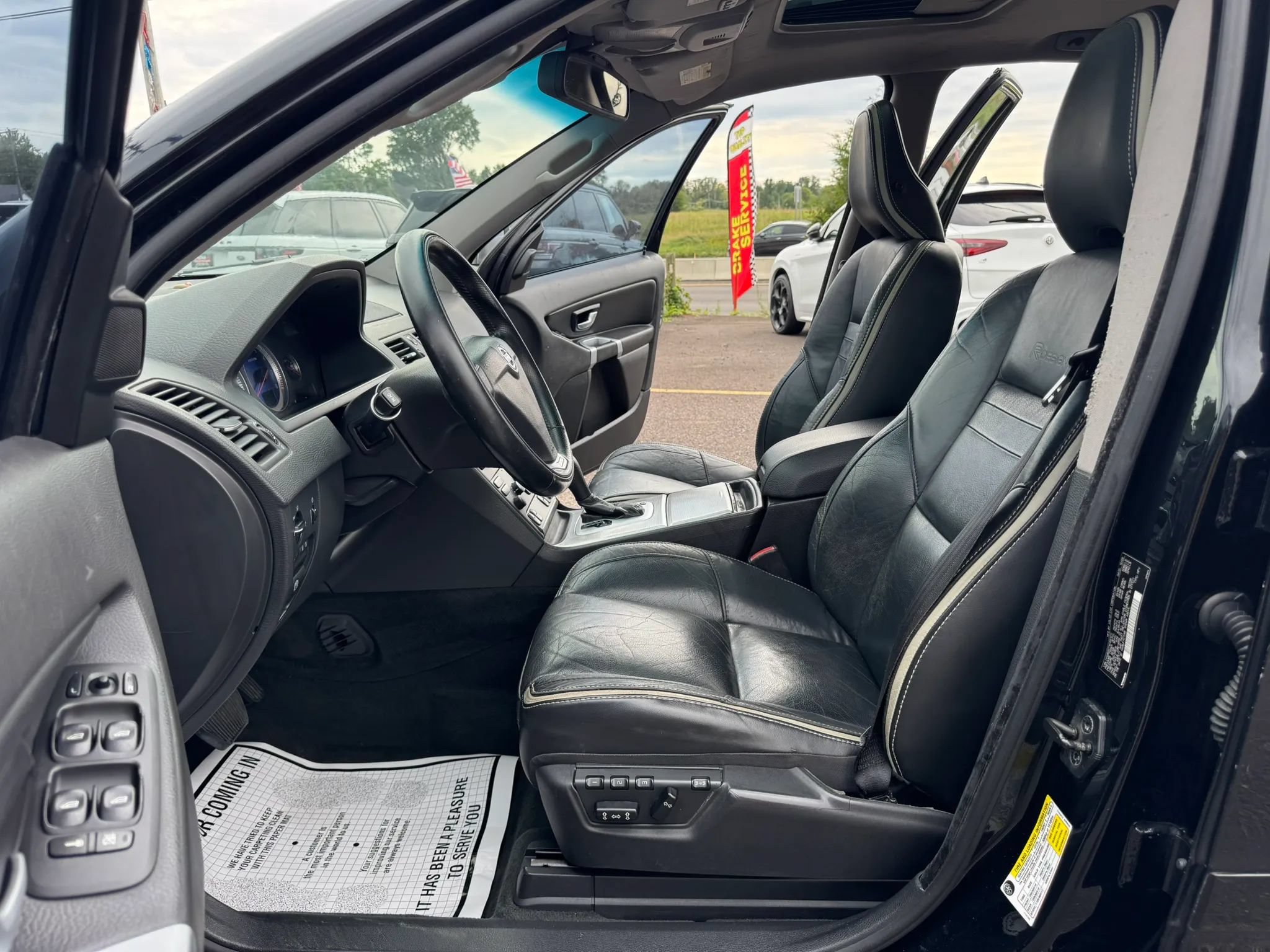 Used 2010 Volvo XC90 3.2 R-Design AWD/4WD image 16